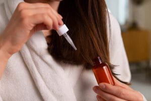 How to Use Hair Serum for Damage-Free, Lustrous Hair - Gul Aesthetic